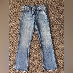 American Eagle Outfitters Light Wash 90’s Boot Cut Jeans - Size 6
